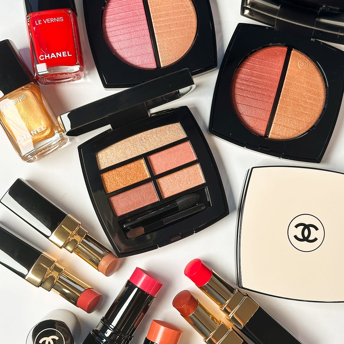 シャネル・夏コスメ2025】5／2発売・“ゴールデンアワー”の暖かな輝きを