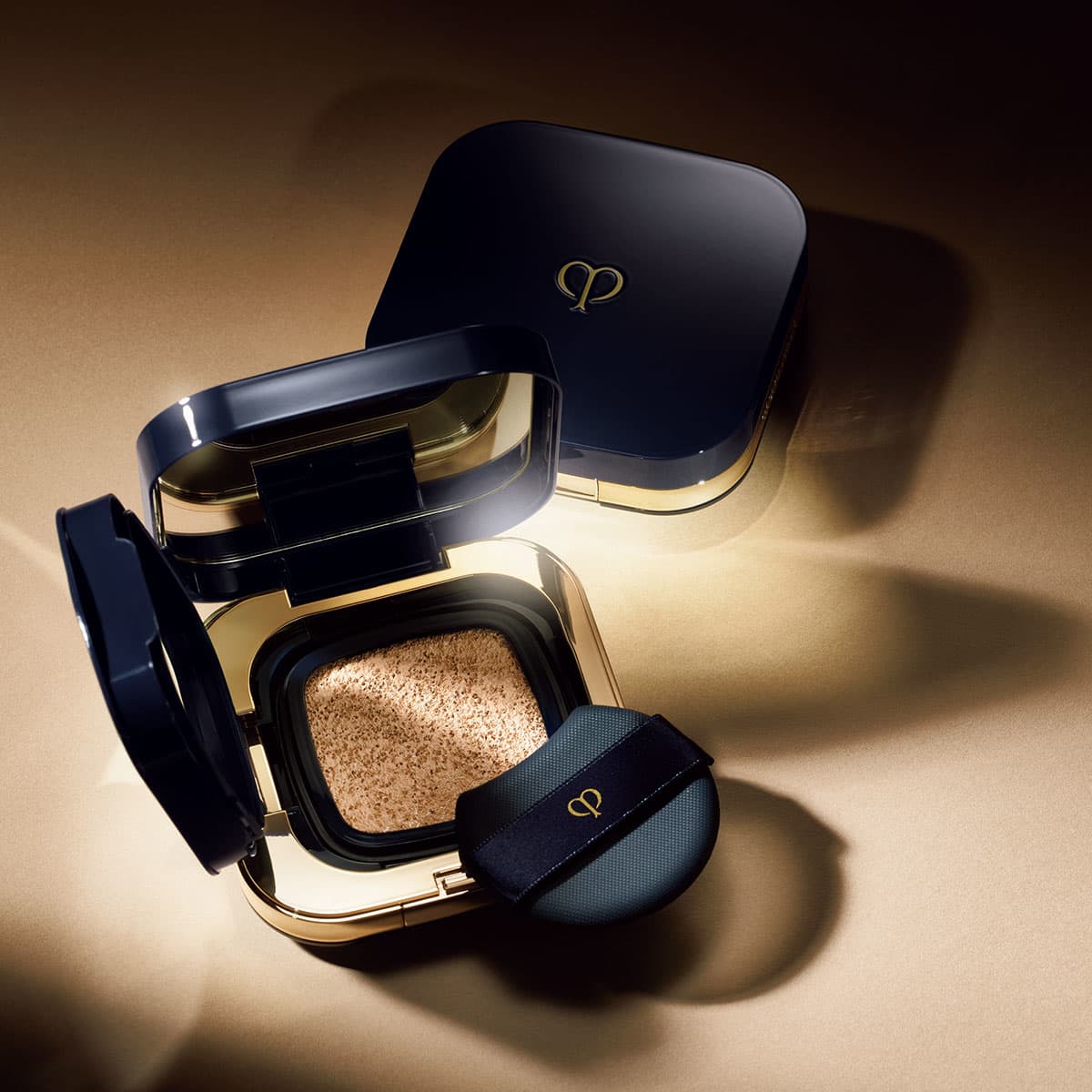 タンクッションエクラ クレ・ド・ポー ボーテ メイクアップ ファンデーション ナチュレル｜クレ・ド ももこん　様専用　クレ・ド・ポー ボーテ　タンクッションエクラ ルミヌ　レフィル