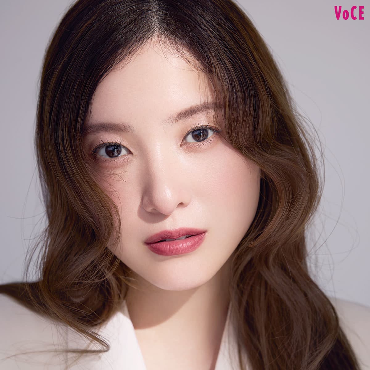 吉 高 由里子