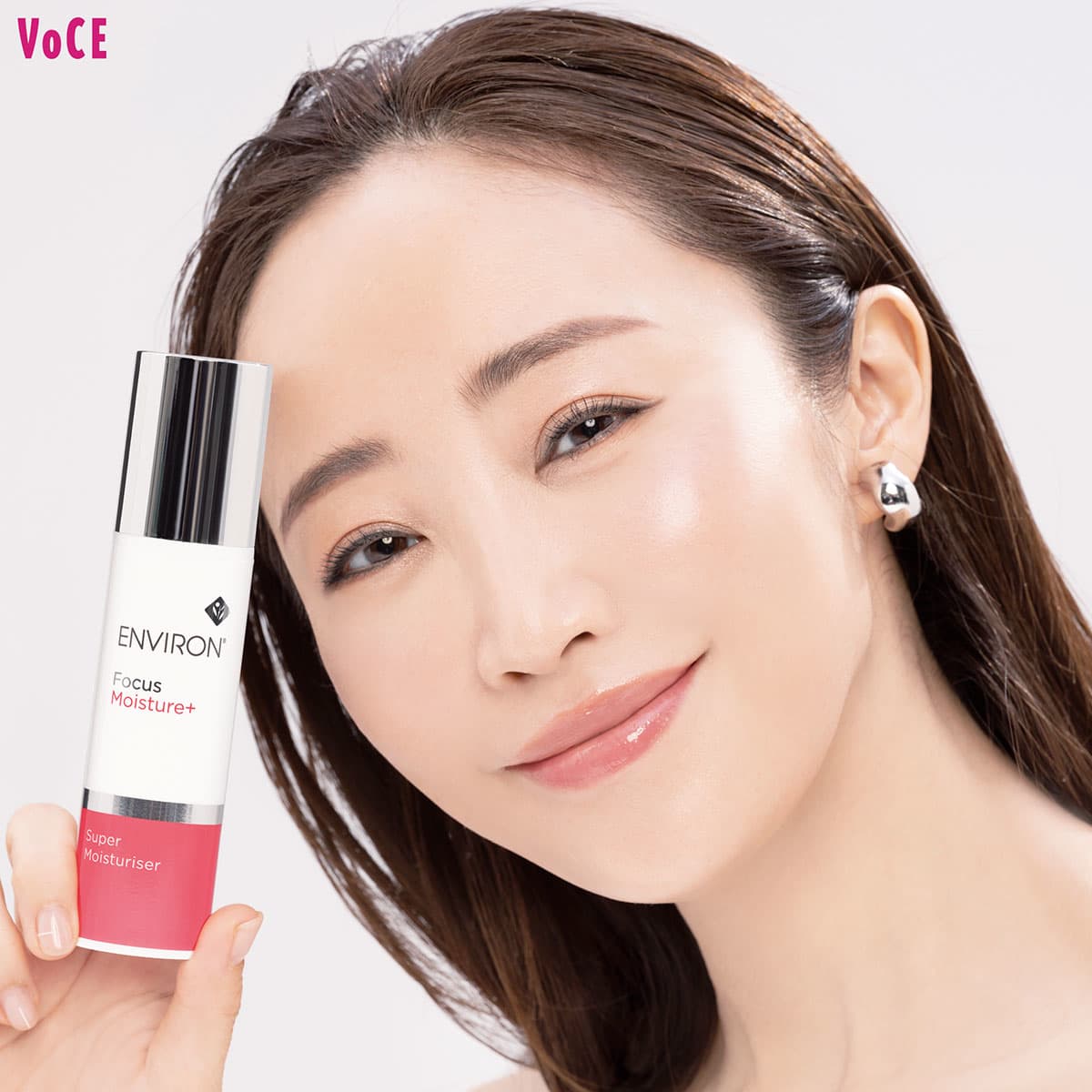 新しい運命コスメは、お守りみたいな美容クリーム】神崎恵さんの肌は 