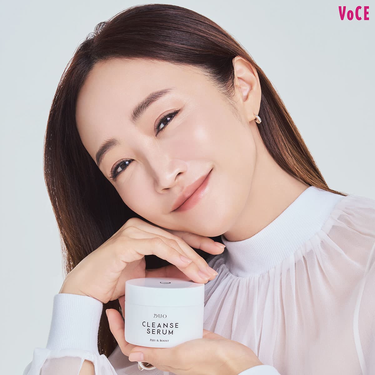 落とす」新感覚ケアがDUOから登場】新・ピーリング（※1）美容液で肌を 