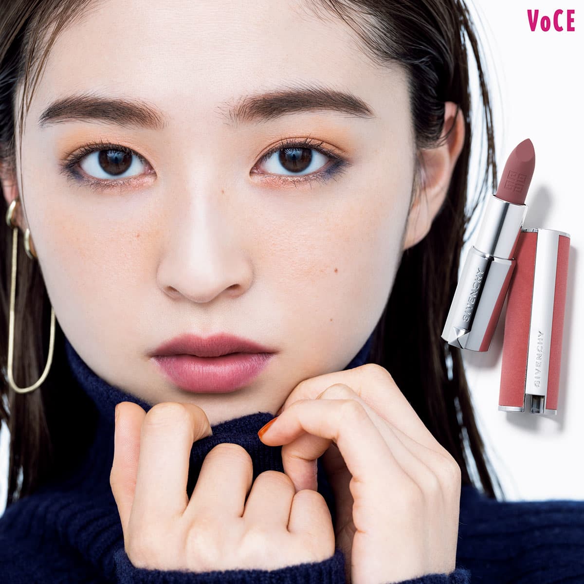 透け感のある“女優口紅”こと【ジバンシイ】のルージュを【塗り比べ