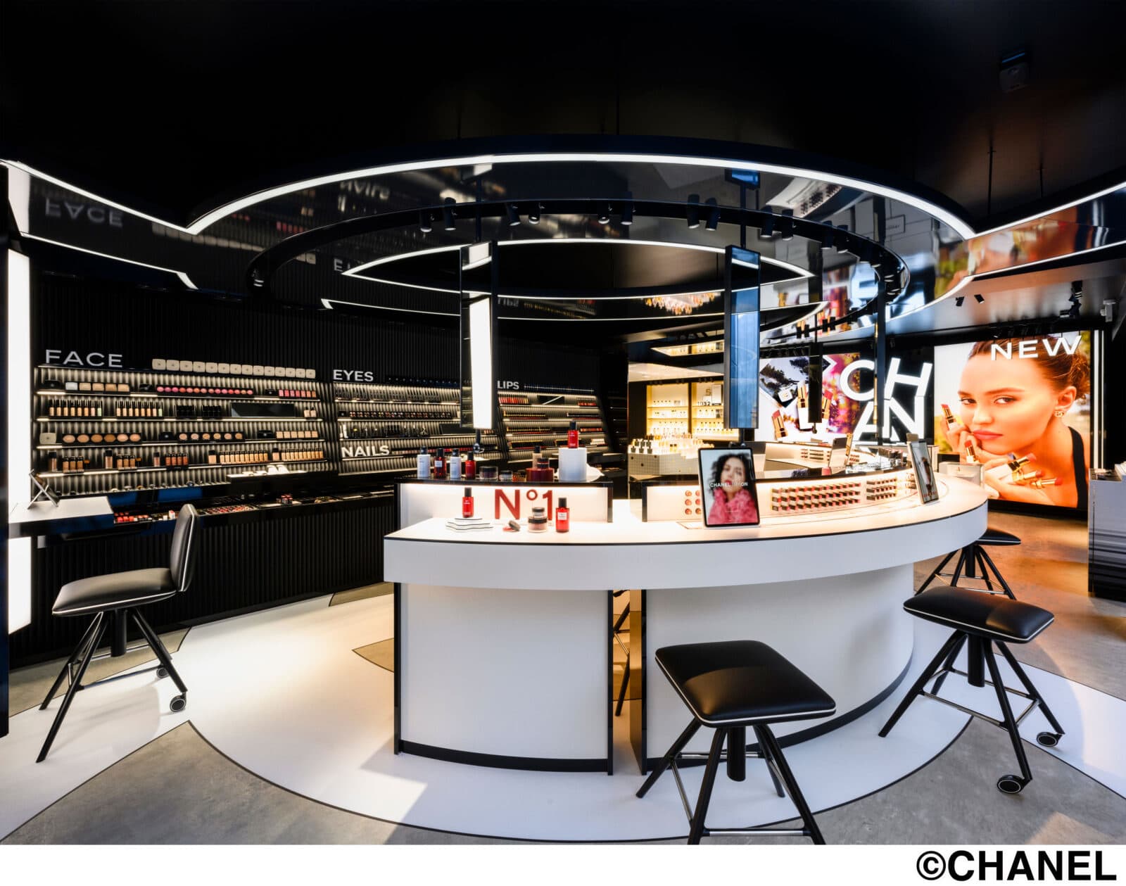 Cosmetics store house of cosmetics シャネル 新ビューティ ブティックが誕生 CHANEL BEAUTY HOUSE AT TOKYO 表参道 がオープン com
