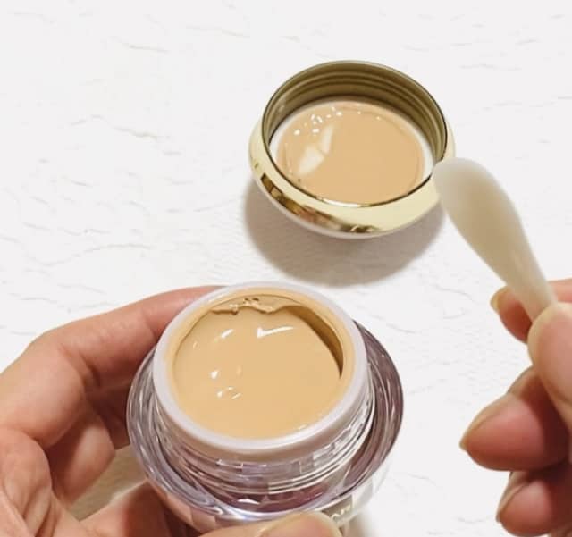 ゆうそうさんの「カバーマーク スキンケア ジェリーファンデーション