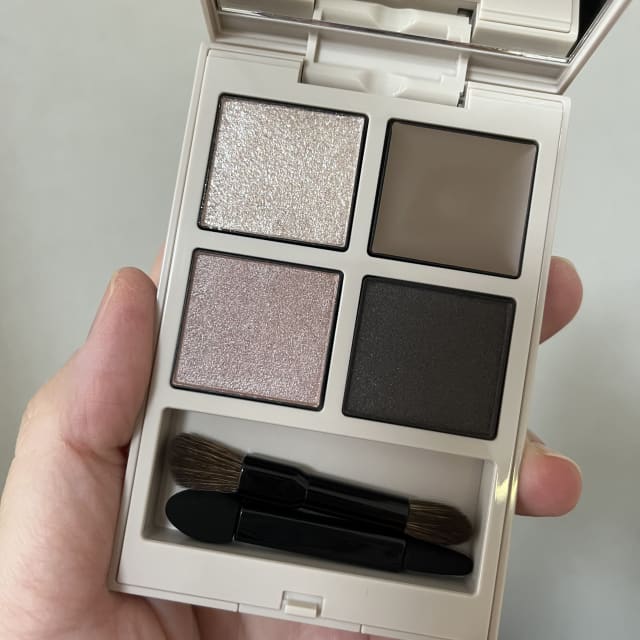 yukarinaさんの「アディクション ザ アイシャドウ パレット +