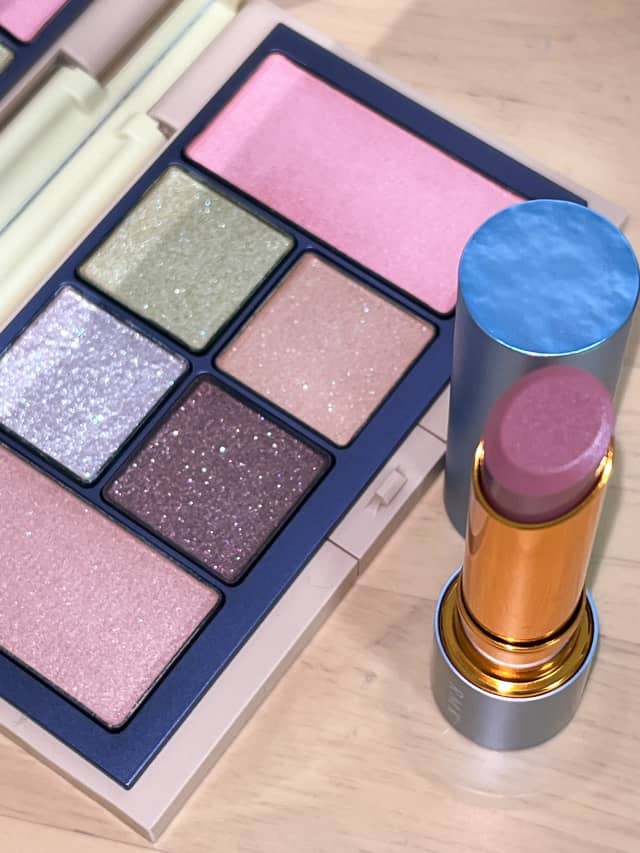 yukarinaさんの「RMK ブリーズ ブリス エスケープ アイズ & ブラッシュ