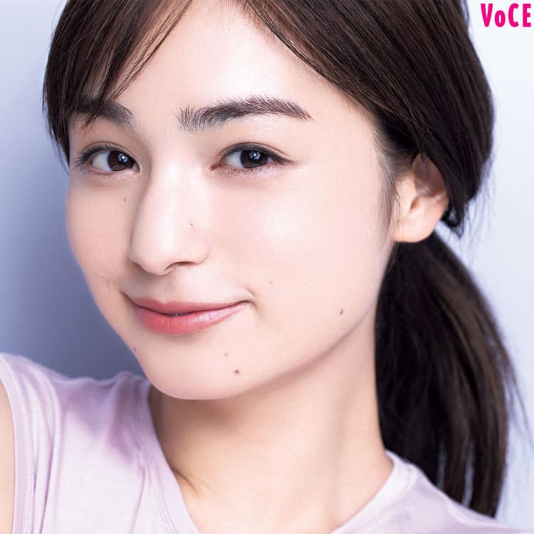 VOCE2020年11月号_松原菜摘