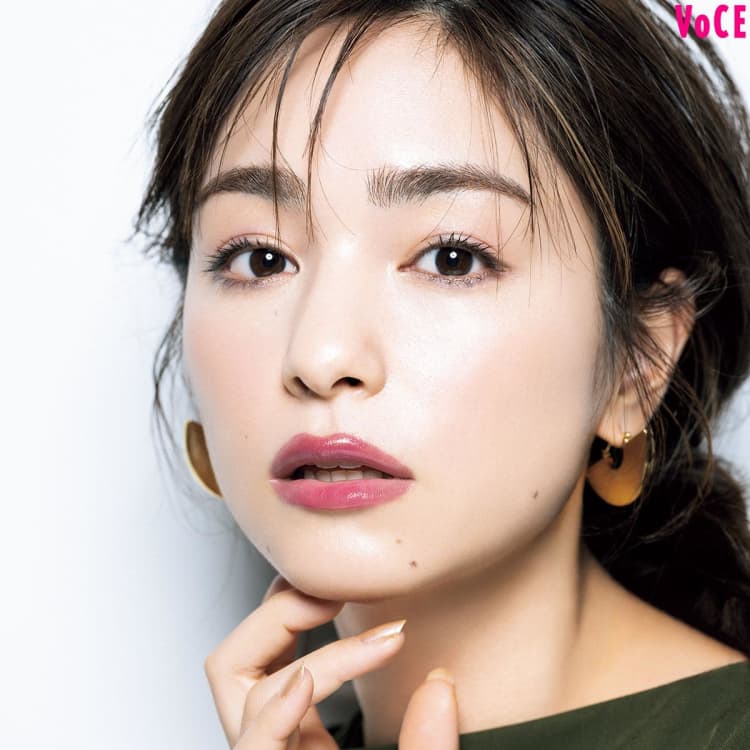 神コンシーラで美肌ワザ 長井かおりさんが新提案 崩れない 美肌を作るコンシーラーのテクニック 美容メディアvoce ヴォーチェ