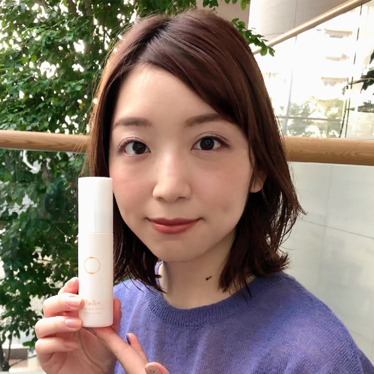 【ふんわり束感ヘア】は簡単につくれる! 編集・並原綾の愛用ヘアオイル