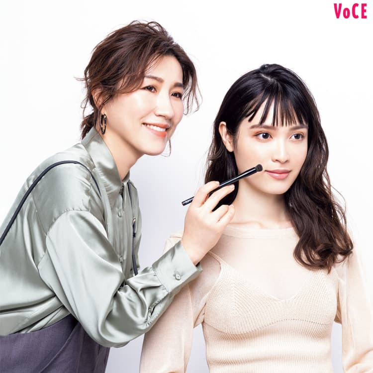 ヘア&メイクアップアーティスト_長井かおり,VOCE2021年4月号_松本愛