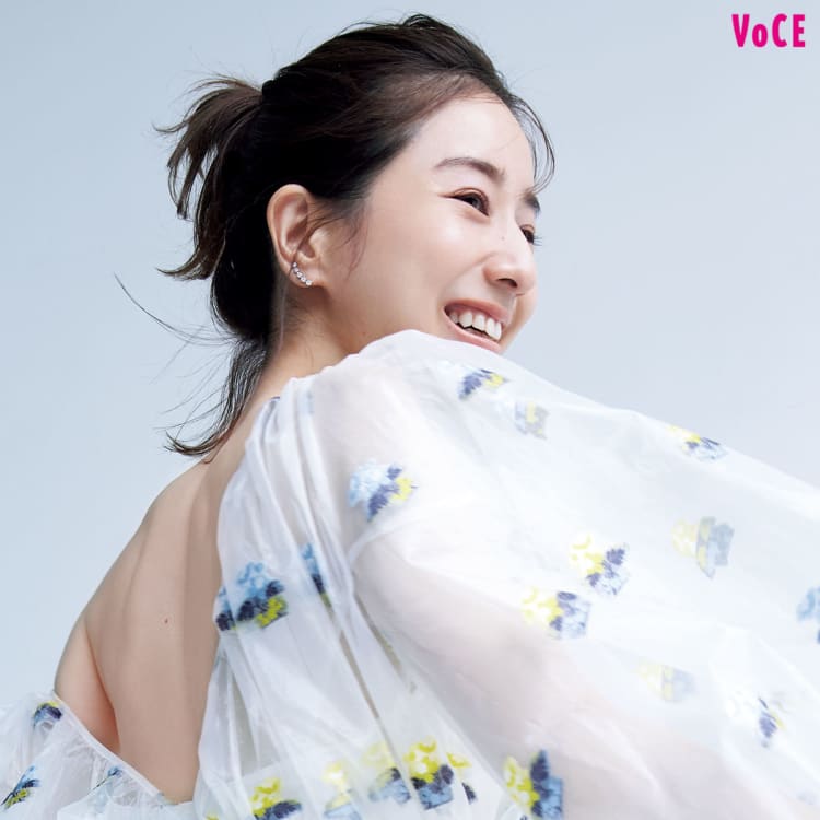 田中みな実の最新まとめ 最新メイク モーニングルーティン 30問30答 田中みな実の最新事情 美容メディアvoce ヴォーチェ 田中みな実の最新まとめ 最新メイク モーニングルーティン 30問30答 田中みな実の最新事情 美容メディアvoce ヴォーチェ