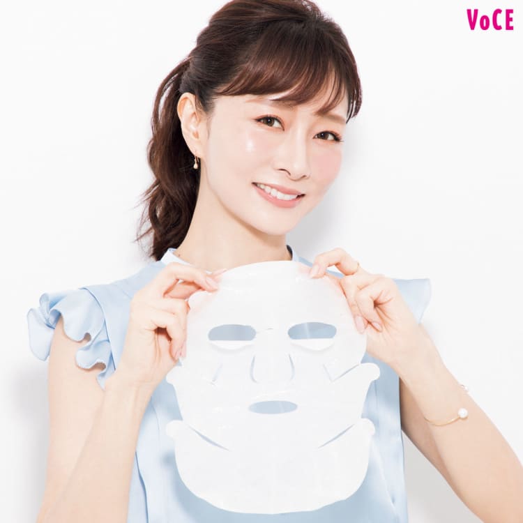 VOCE10月号特別版付録】石井美保さん監修KANEBO“笑顔マスク”で引き上げ