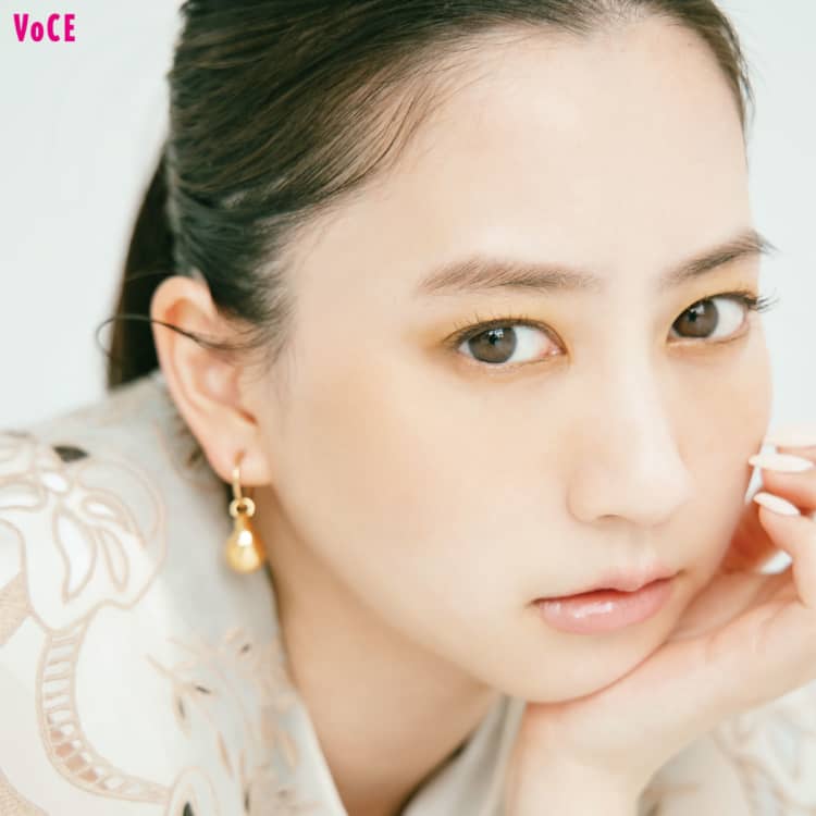 ブラウンセットアップ カーキアイ でつくる河北麻友子的秋のハンサムスタイル 連載 まゆこれ まゆこれ 河北麻友子 が今いちばん気になるメイク 美容メディアvoce ヴォーチェ ブラウンセットアップ カーキアイ でつくる河北麻友子的秋のハンサムスタイル 連載 まゆこれ まゆこれ 河北麻友子 が今いちばん気になるメイク 美容メディアvoce ヴォーチェ