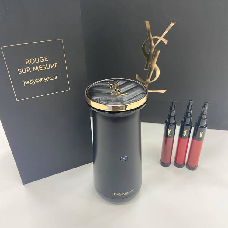 ついに日本上陸！【YSL】思い通りのリップカラーが作れるAI搭載のアイテムが登場！【新作コスメニュース】｜美容メディアVOCE（ヴォーチェ）