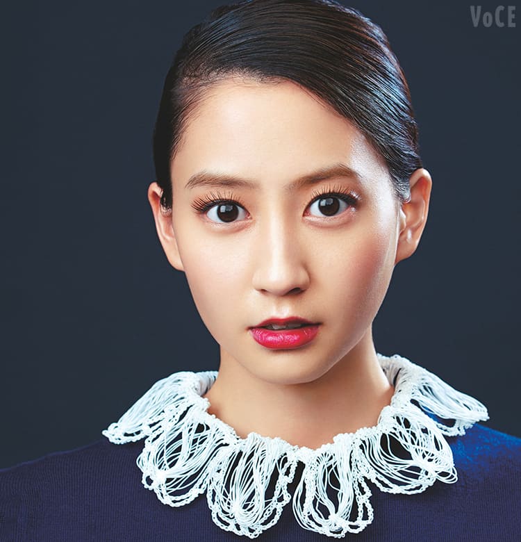 河北麻友子 一気にこなれ感がでるのはやっぱりこの色 ビューティニュース 美容メディアvoce ヴォーチェ 河北麻友子 一気にこなれ感がでるのはやっぱりこの色 ビューティニュース 美容メディアvoce ヴォーチェ