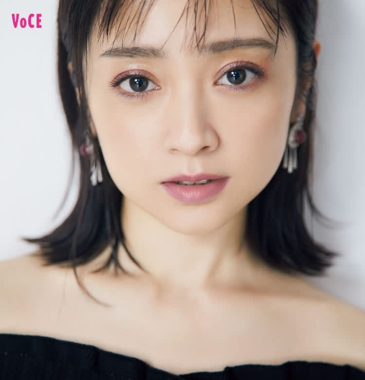安達祐実 メイク 人生経験で ちょうどいい美人ムードをまとう ビューティニュース 美容メディアvoce ヴォーチェ 安達祐実 メイク 人生経験で ちょうどいい美人ムードをまとう ビューティニュース 美容メディアvoce ヴォーチェ