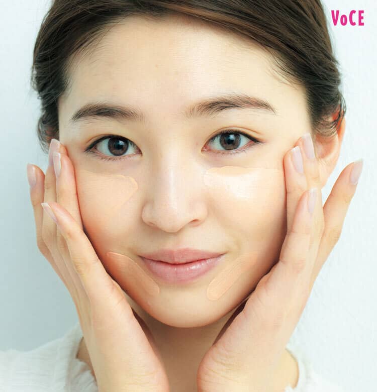 今 みんなが注目 アラサー美白肌 の作り方教えます ベースメイク編 ビューティニュース 美容メディアvoce ヴォーチェ 今 みんなが注目 アラサー美白肌 の作り方教えます ベースメイク編 ビューティニュース 美容メディアvoce ヴォーチェ
