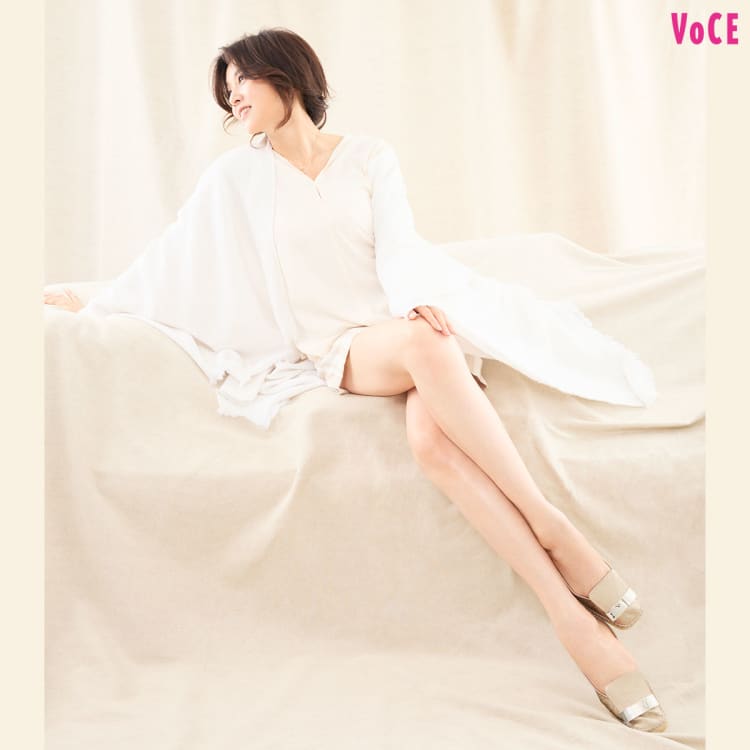 藤原紀香】51歳。「美肌と美脚」の秘密に迫る【VOCE特別インタビュー