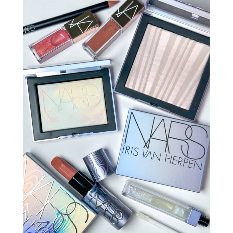NARS ナーズ オーラ イルミネイティング フェイス ＆ ボディパウダー