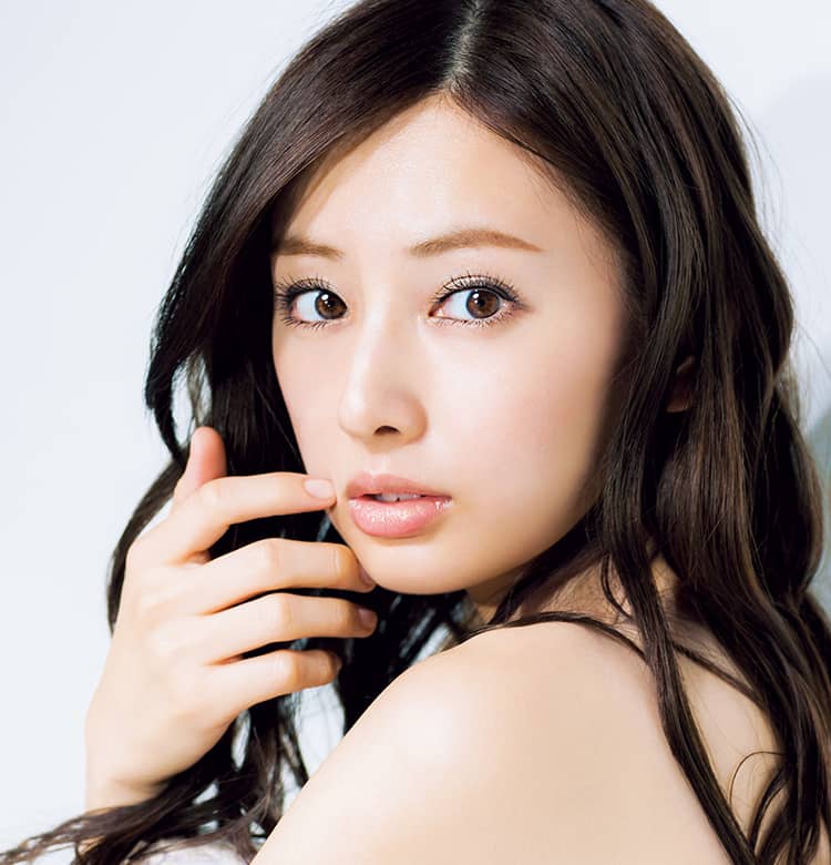 人気絶頂、北川景子が提案する夏のデートメイクとは！？【ビューティ