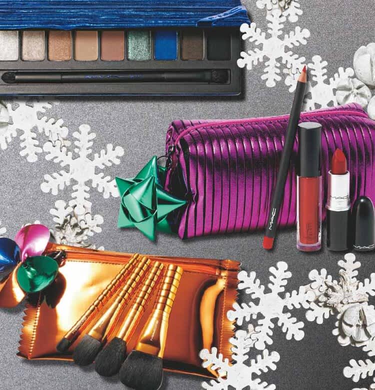2018年クリスマスコフレ M・A・C】マックの実用的かつオシャレなキット