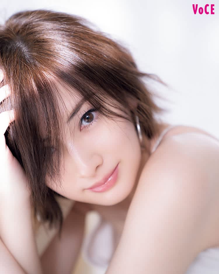 北川景子 自粛中の過ごし方 カメラの前に立つ自分 徹底取材 Cover Beauty 美容メディアvoce ヴォーチェ 北川景子 自粛中の過ごし方 カメラの前に立つ自分 徹底取材 Cover Beauty 美容メディアvoce ヴォーチェ