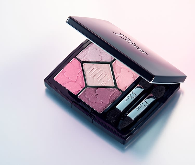 Dior SNOWから限定メイクアイテムが登場！ピンクの魔法でピュアな透明