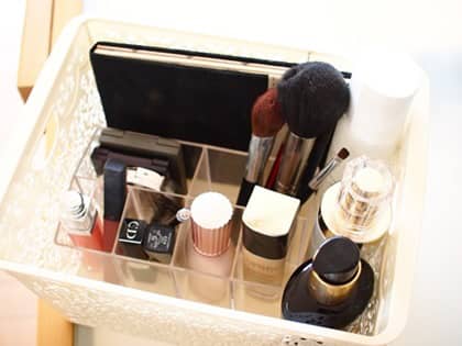 使いかけコスメがいっぱいだとng 風水的 コスメの片づけ 術できれいになろう ビューティニュース 美容メディアvoce ヴォーチェ 使いかけコスメがいっぱいだとng 風水的 コスメの片づけ 術できれいになろう ビューティニュース 美容メディアvoce ヴォーチェ