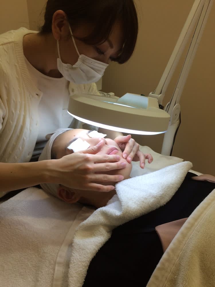 毛穴ケア専門サロン ウビクエ 初体験 長年溜まった毛穴の汚れとさようなら ビューティニュース 美容メディアvoce ヴォーチェ