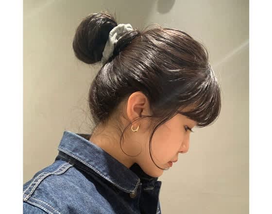 ロングヘア】「髪の量が多くてもスッキリ見える」ヘアアレンジ ...