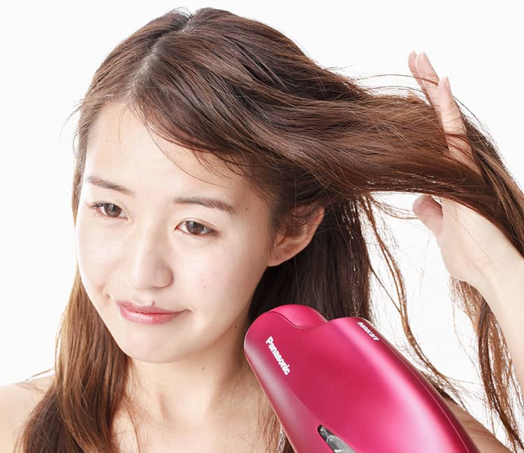 ビューティニュース 美人の条件 美髪のための正しい乾かし方のコツ教えます 美容メディアvoce ヴォーチェ ビューティニュース 美人の条件 美髪のための正しい乾かし方のコツ教えます 美容メディアvoce ヴォーチェ