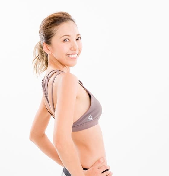 5 Luanaさんが教える 腰回りすっきり 内ももすっきり エクササイズ 時の宅トレ 大好評の6人のfincアンバサダーのトレーニング全まとめ ビューティニュース 美容メディアvoce ヴォーチェ 5 Luanaさんが教える 腰回りすっきり 内ももすっきり エクササイズ 時の宅トレ 大好評の6人のfincアンバサダーのトレーニング全まとめ ビューティニュース 美容メディアvoce ヴォーチェ