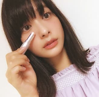 美肌を気取るマストハブ 人気モデル藤野有理さんのno 1コスメはこれ ビューティニュース 美容メディアvoce ヴォーチェ