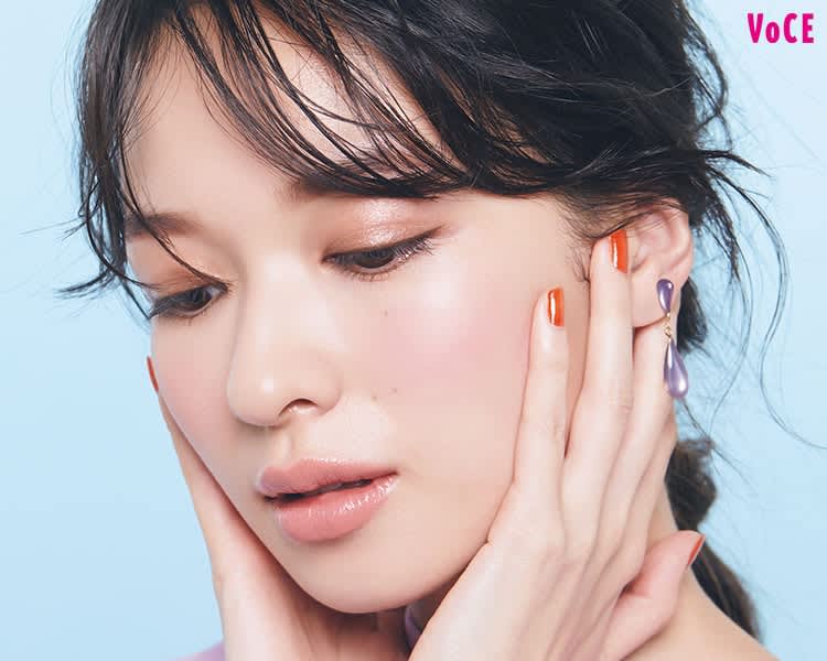 ビューティニュース ヘアメイク 犬木愛が指南 キレイ肌 をつくる カラーメイク テク10 美容メディアvoce ヴォーチェ ビューティニュース ヘアメイク 犬木愛が指南 キレイ肌 をつくる カラーメイク テク10 美容メディアvoce ヴォーチェ