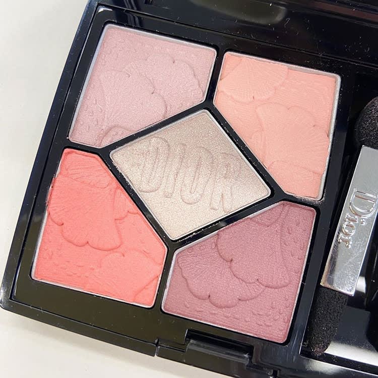 Dior ディオール かるく サンク クルール 717 春アイシャドウ 限定品 Dior ディオール かるく サンク クルール 717 春アイシャドウ 限定品
