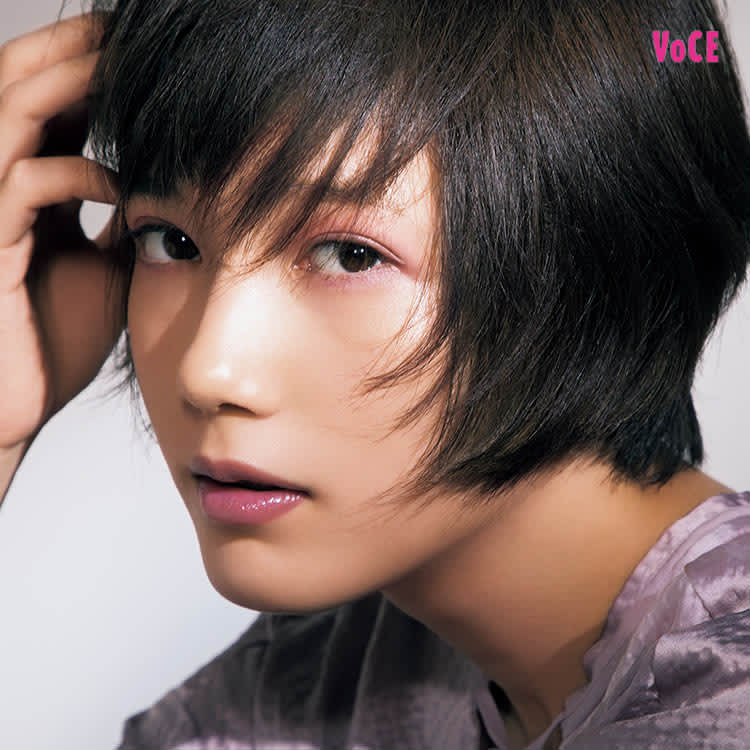 河北裕介 本田翼 肌が揺らぐ春にぴったりな ふんわりこなれメイクって ビューティニュース 美容メディアvoce ヴォーチェ