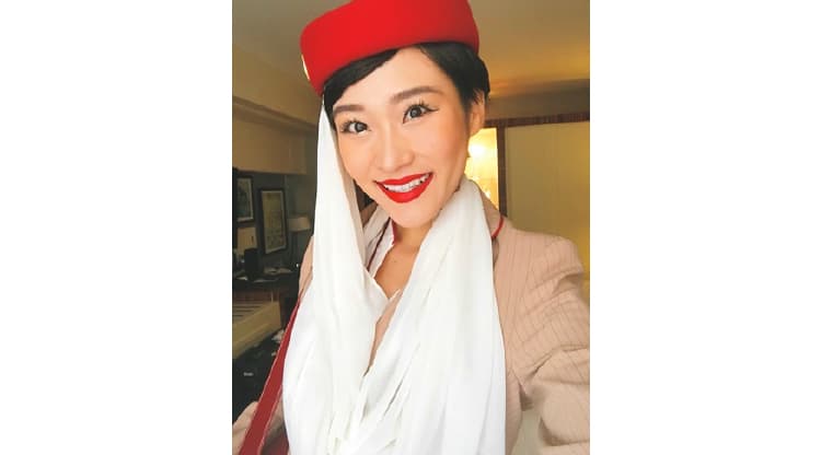 ca 接客業 崩れたメイクが許されない働く女子の落ちないメイク術 ビューティニュース 美容メディアvoce ヴォーチェ ca 接客業 崩れたメイクが許されない働く女子の落ちないメイク術 ビューティニュース 美容メディアvoce ヴォーチェ