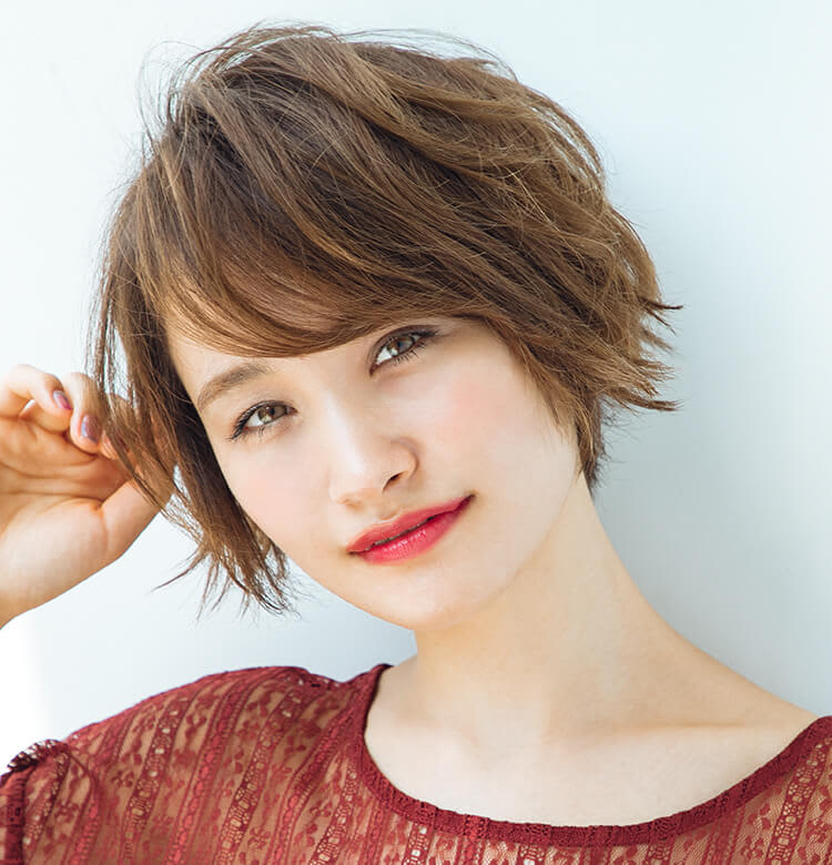 ロマンティックな恋も呼び込む フェミニン度をアップさせるヘアスタイル6選 ビューティニュース 美容メディアvoce ヴォーチェ ロマンティックな恋も呼び込む フェミニン度をアップさせるヘアスタイル6選 ビューティニュース 美容メディアvoce ヴォーチェ
