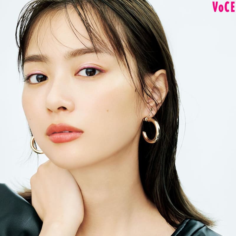 VOCE2020年11月号_内田理央