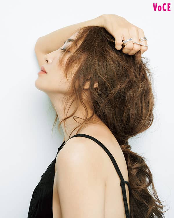 VOCE2020年12月号 神崎恵