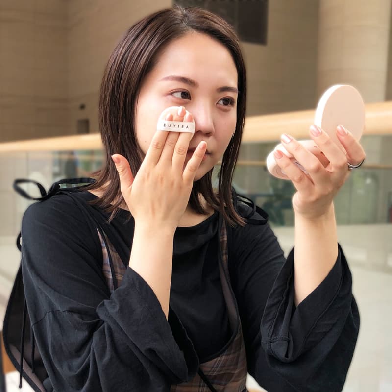 ハッピーオーラ全開 編集 佐藤水梨の 幸せピンクメイク Voceエディターの目利きコスメ 美容メディアvoce ヴォーチェ ハッピーオーラ全開 編集 佐藤水梨の 幸せピンクメイク Voceエディターの目利きコスメ 美容メディアvoce ヴォーチェ