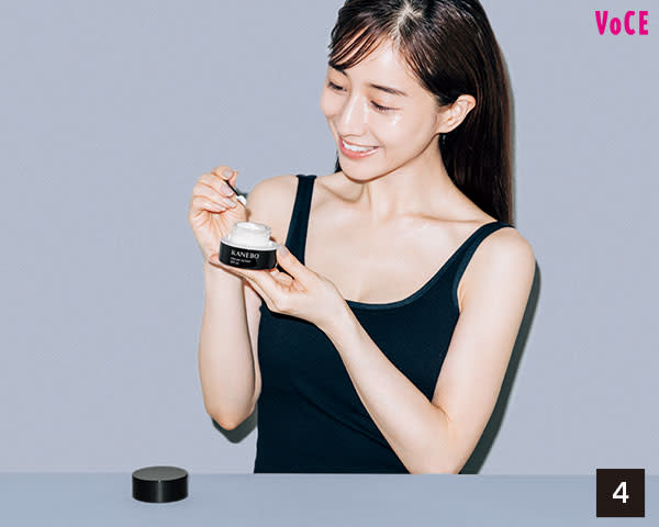 VOCE2021年1月号 田中みな実