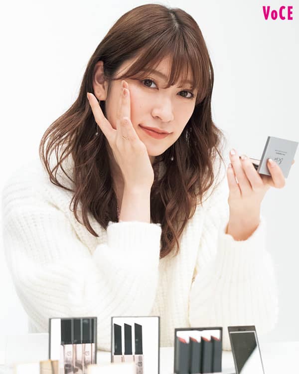 VOCE2021年1月号 吉田朱里