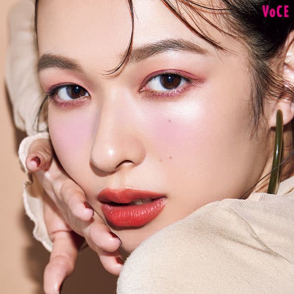 VOCE2021年1月号 森絵梨佳