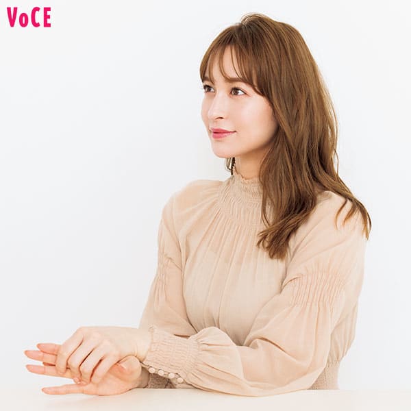 VOCE2021年1月号_野崎萌香