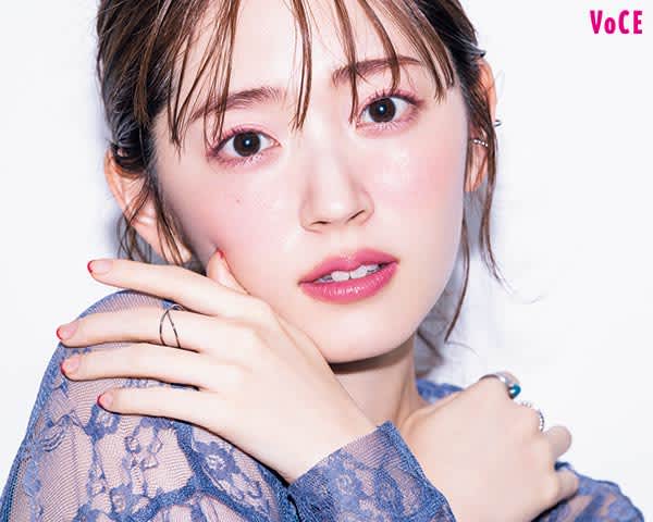 VOCE2021年3月号 鈴木愛理