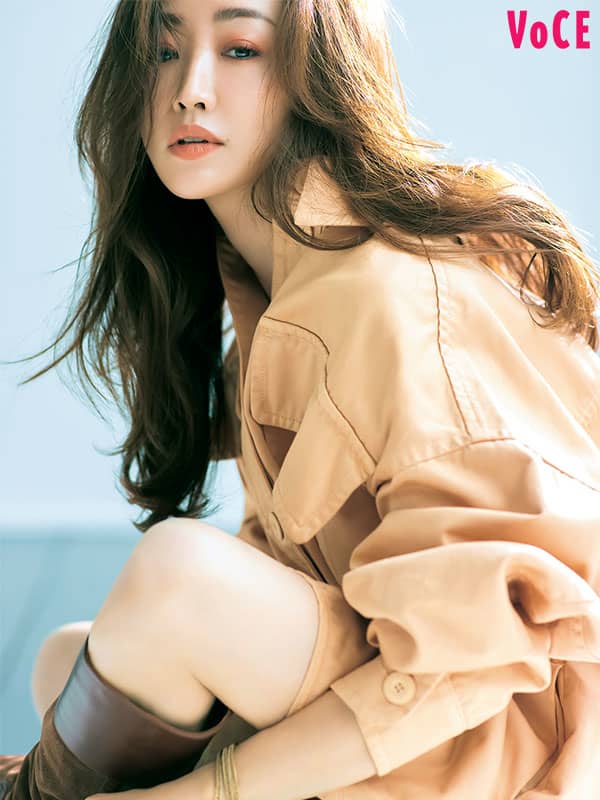 VOCE2021年3月号_神崎恵