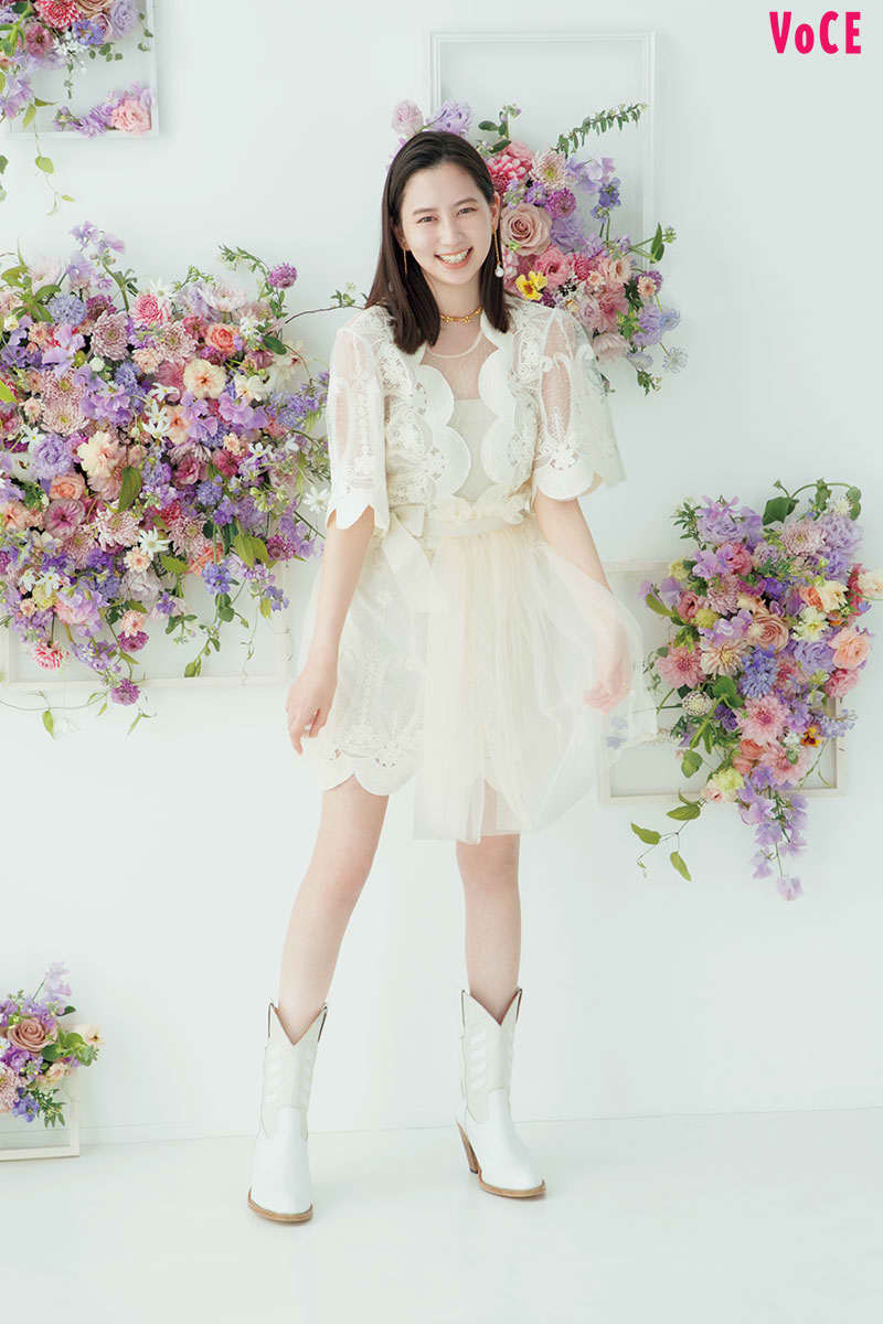 VOCE2021年4月号_河北麻友子