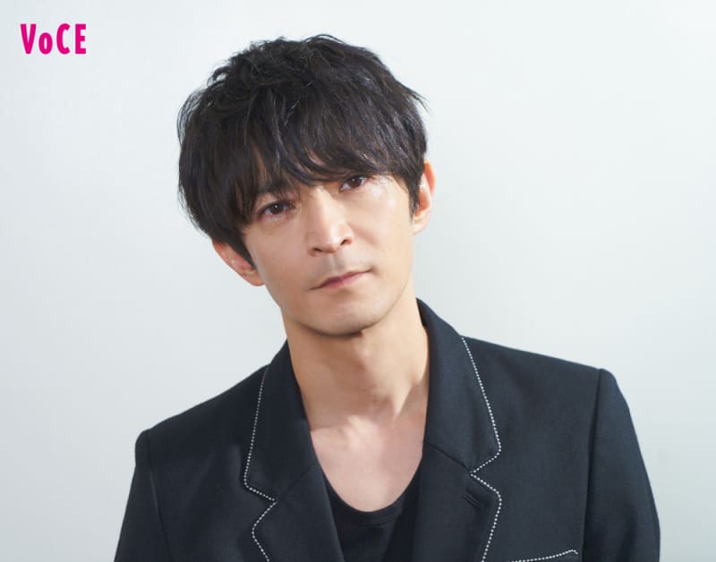 人気声優 津田健次郎 今も昔も 夢と現実の境目がちょっと怪しいかも 笑 Voce特別インタビュー 美容メディアvoce ヴォーチェ 人気声優 津田健次郎 今も昔も 夢と現実の境目がちょっと怪しいかも 笑 Voce特別インタビュー 美容メディアvoce ヴォーチェ