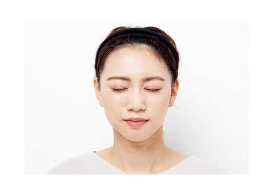 まぶたの眼輪筋運動_上まぶた03